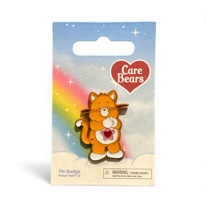 Classic Proud Heart Cat Pin Badge